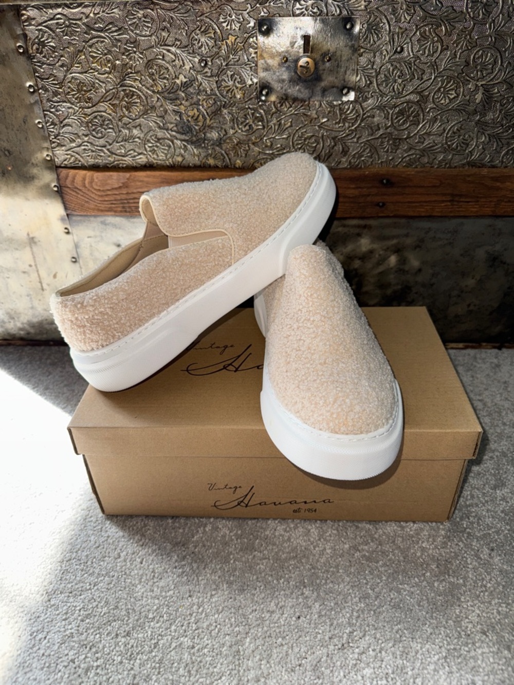 Vintage Havana Jasmine Slip-on in SZ 7.5